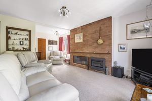 Lounge/Diner- click for photo gallery